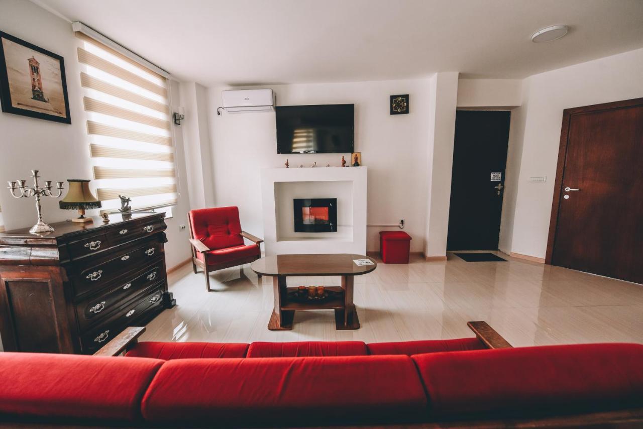 Nestor Apartments 比托拉 外观 照片